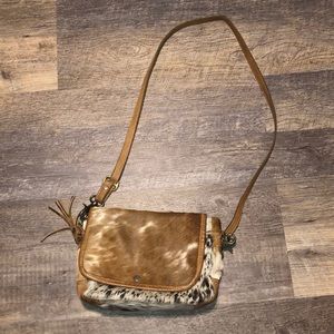 Myra Bag Crossbody